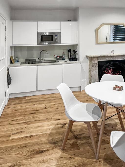 Bright And Spacious 1-Bdr Flat W/ Free Parking Reading Exteriör bild