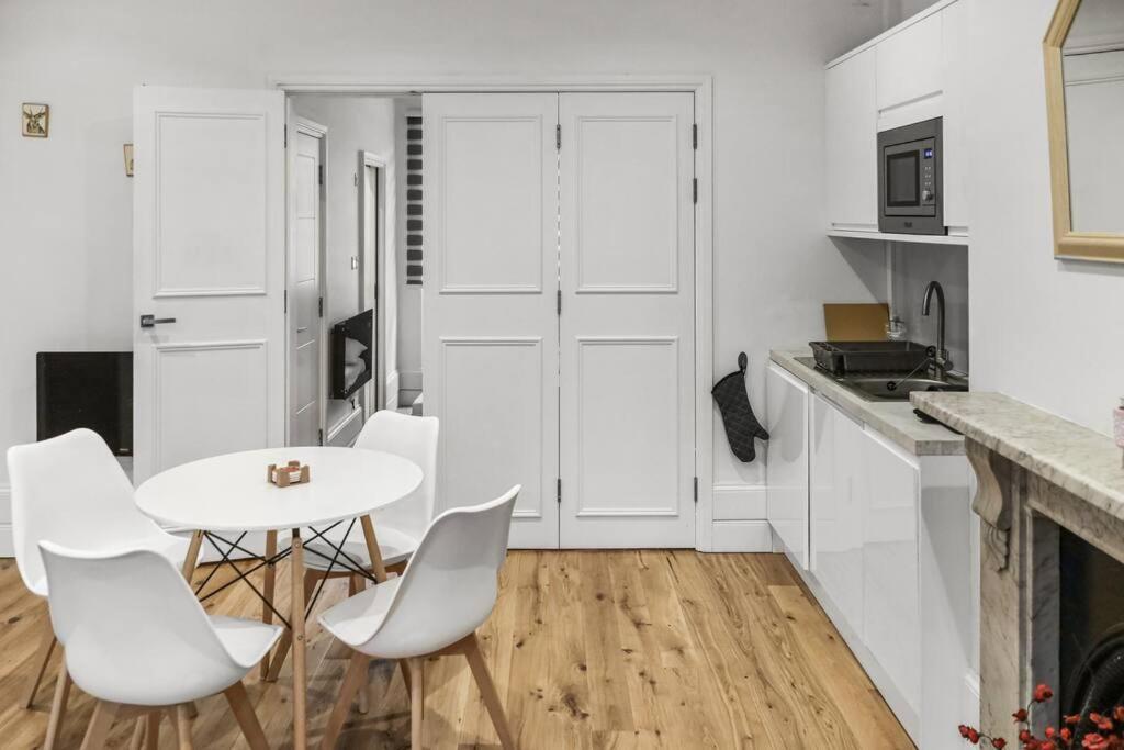 Bright And Spacious 1-Bdr Flat W/ Free Parking Reading Exteriör bild